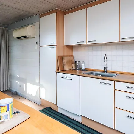 בית נופש 6 Person In Glesborg