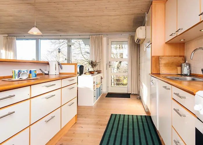 6 Person In Glesborg-by Traum Bønnerup